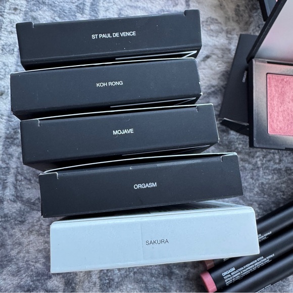 Nars Bundle of Blushes, Eyeshadow Palettes, Eyeshadow Sticks, Bags EUC - Picture 3 of 16